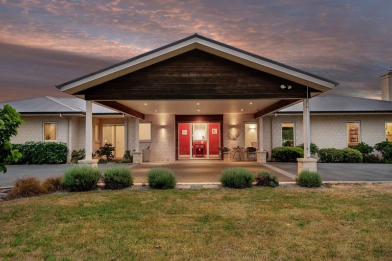 Photo of property in 272 Barkers Road, Loburn, Rangiora, 7472