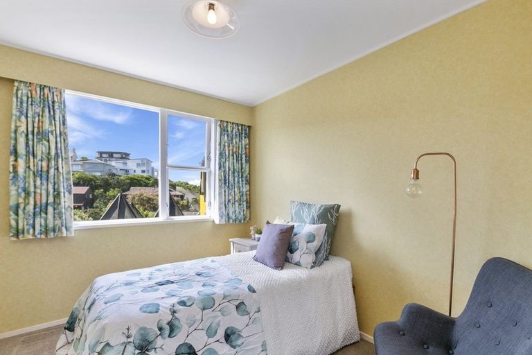 Photo of property in 5 Gurkha Crescent, Khandallah, Wellington, 6035