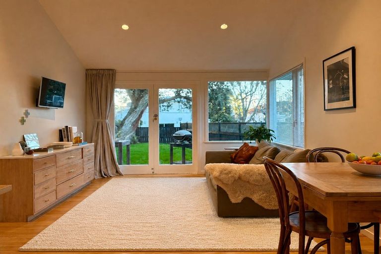Photo of property in 5/12a Sanders Avenue, Takapuna, Auckland, 0622