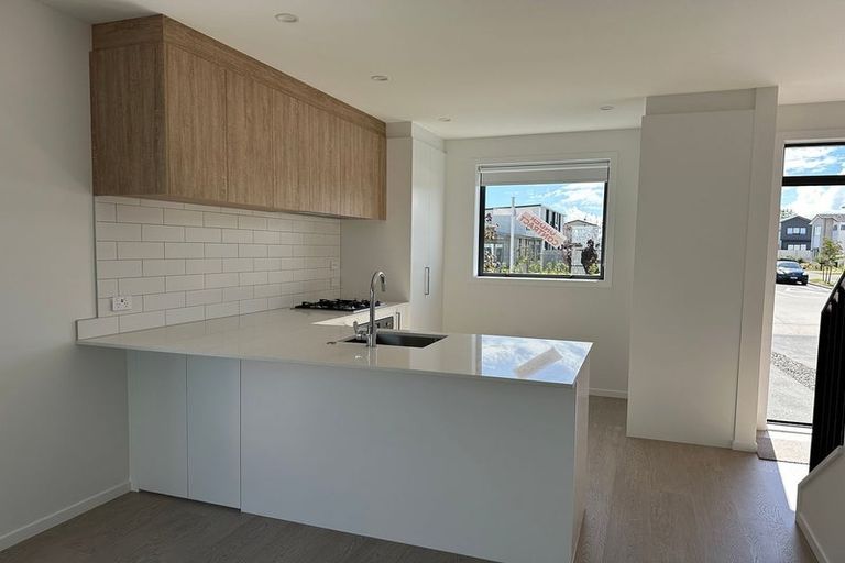 Photo of property in 136 Te Napi Drive, Takanini, Auckland, 2112