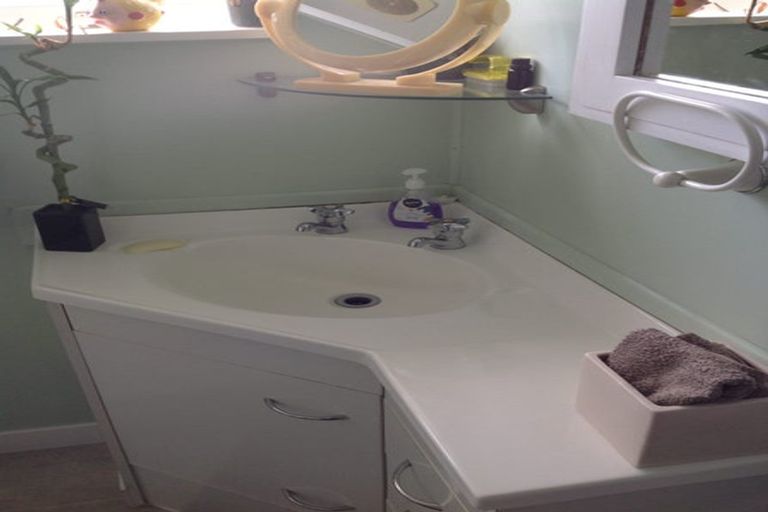 Photo of property in 3/50 Mill Road, Regent, Whangarei, 0112