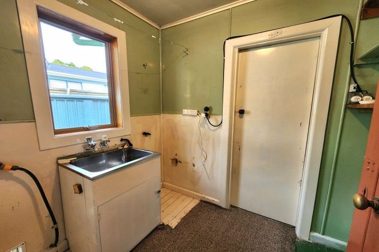 Photo of property in 21 Ashmore Avenue, Cobden, Greymouth, 7802