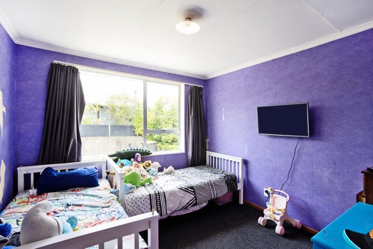 Photo of property in 122 Cunningham Crescent, Grasmere, Invercargill, 9810