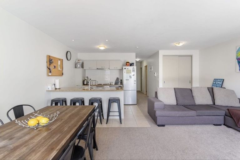 Photo of property in 3/124 Stancombe Road, Flat Bush, Auckland, 2016