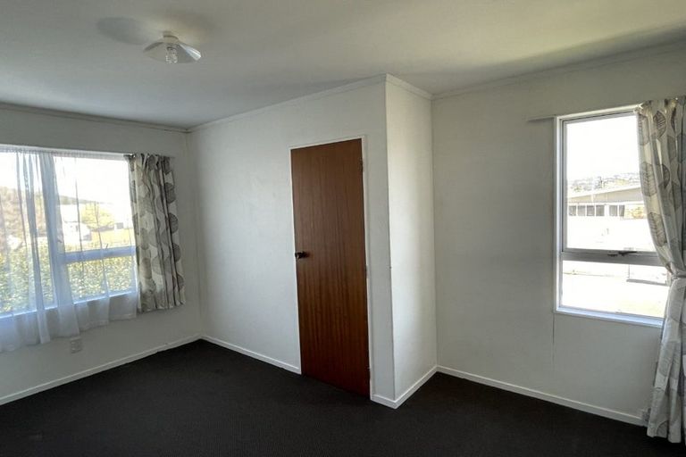 Photo of property in 4a Flock Grove, Fairfield, Lower Hutt, 5011