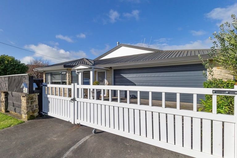 Photo of property in 26a Edinburgh Street, Levin, 5510