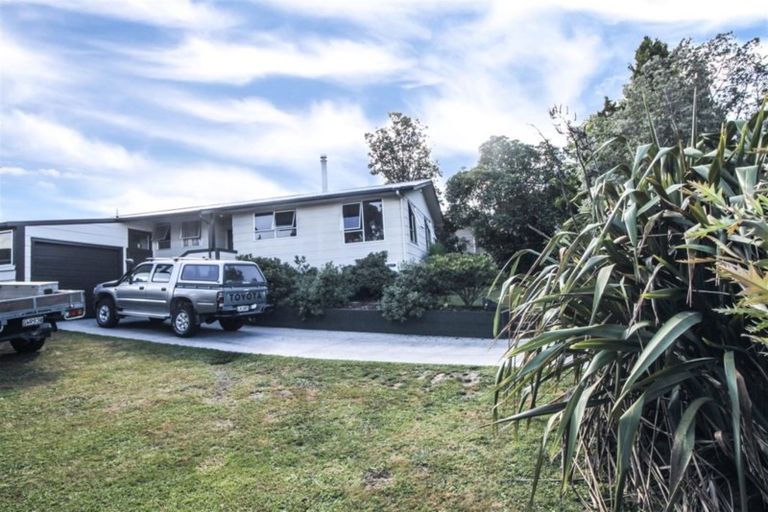 Photo of property in 2 Crystal Place, Pukehangi, Rotorua, 3015