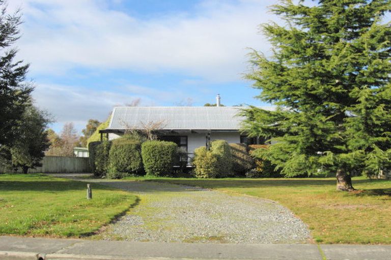 Photo of property in 98 Matai Street, Te Anau, 9600
