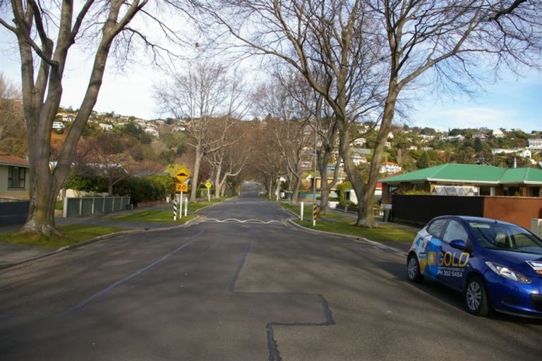 Photo of property in 1/2 Holliss Avenue, Cashmere, Christchurch, 8022