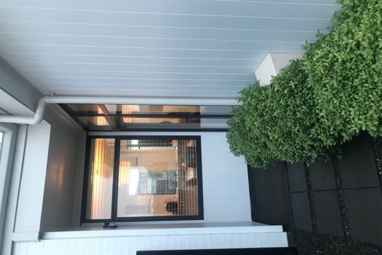 Photo of property in 51 Battalion Drive, Papakura, 2110