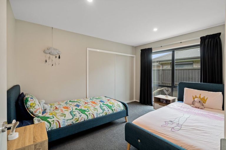 Photo of property in 17 Seymour Drive, Rolleston, 7614