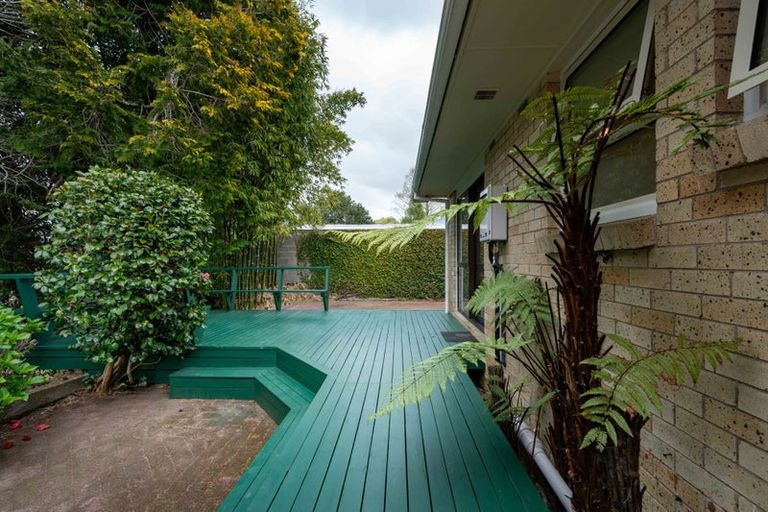 Photo of property in 28 Barrie Crescent, Silverdale, Hamilton, 3216