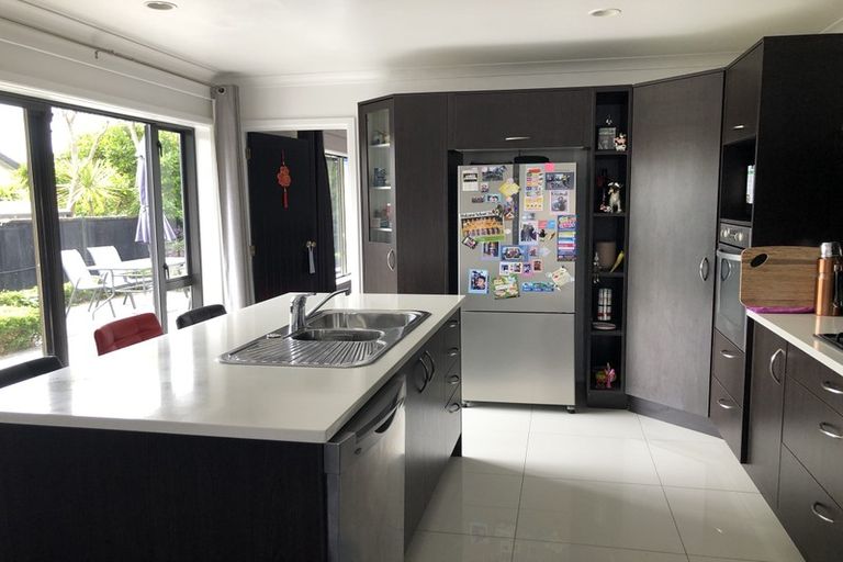 Photo of property in 10 Cate Road, Rototuna, Hamilton, 3210