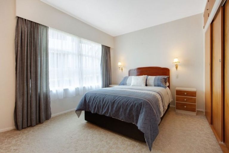 Photo of property in 24 Seaview Road, Cable Bay, 0420