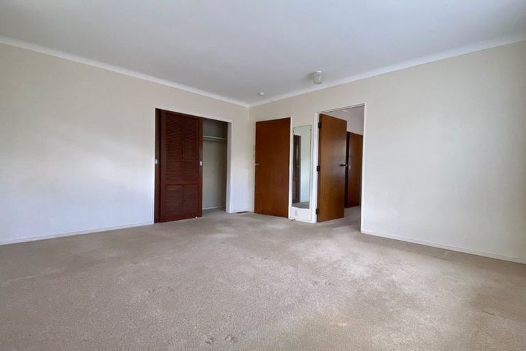 Photo of property in 4 Roadley Avenue, Sunnyhills, Auckland, 2010