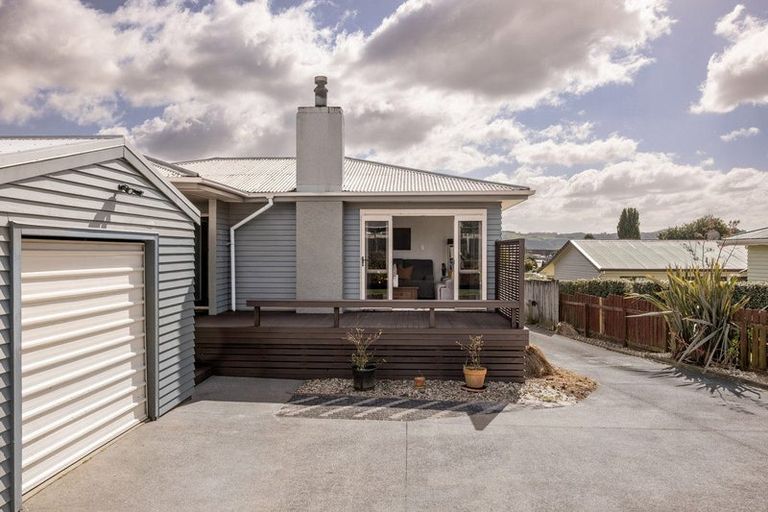 Photo of property in 15 Dunlop Road, Te Puke, 3119