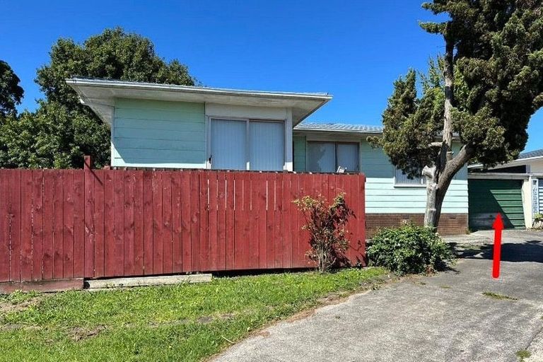 Photo of property in 1/16 Almay Place, Clover Park, Auckland, 2019
