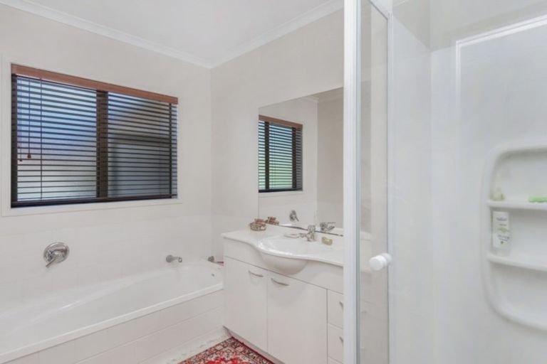 Photo of property in 11 Chapel Hill, Rototuna, Hamilton, 3210