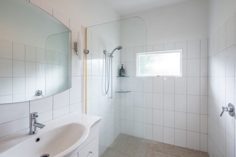 Photo of property in 138-142 Rosetta Road, Raumati South, Paraparaumu, 5032