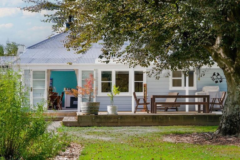 Photo of property in 46 School Road, Te Horo, Otaki, 5582