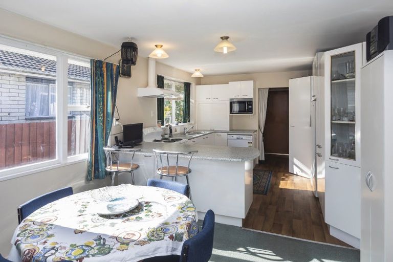 Photo of property in 19 Kawau Crescent, Bromley, Christchurch, 8062