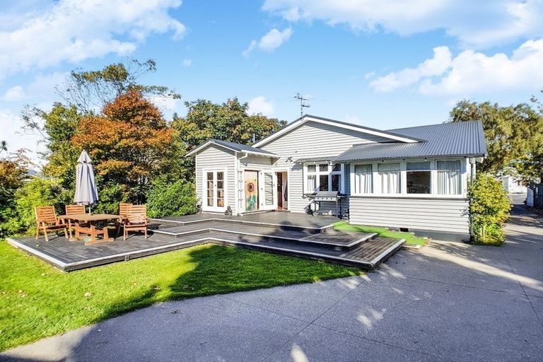 Photo of property in 43 North Avon Road, Richmond, Christchurch, 8013