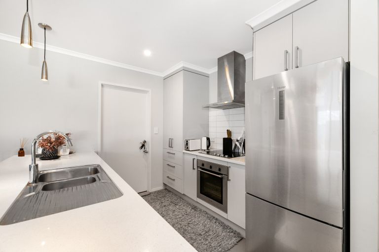 Photo of property in 8 Dornal Place, Pokeno, 2402