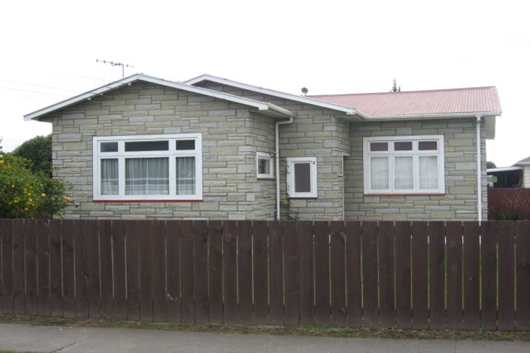 Photo of property in 9 Liverpool Street, Levin, 5510