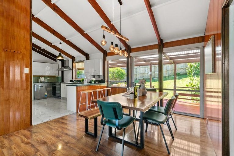 Photo of property in 26 Eugenia Rise, Totara Heights, Auckland, 2105