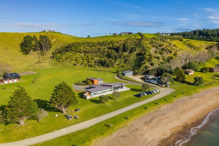 Photo of property in 93a Mahinepua Road, Kaeo, 0478