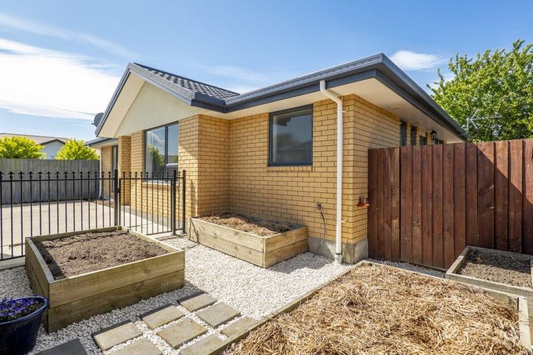 Photo of property in 25a Parnwell Street, Burwood, Christchurch, 8083