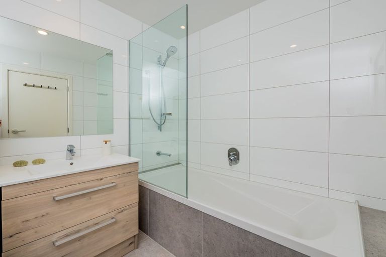 Photo of property in 10 Tilly Lane, Huapai, Kumeu, 0810