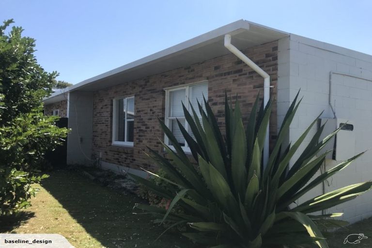 Photo of property in 3/783 Te Atatu Road, Te Atatu Peninsula, Auckland, 0610