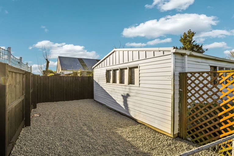 Photo of property in 301 Hendersons Road, Hoon Hay, Christchurch, 8025