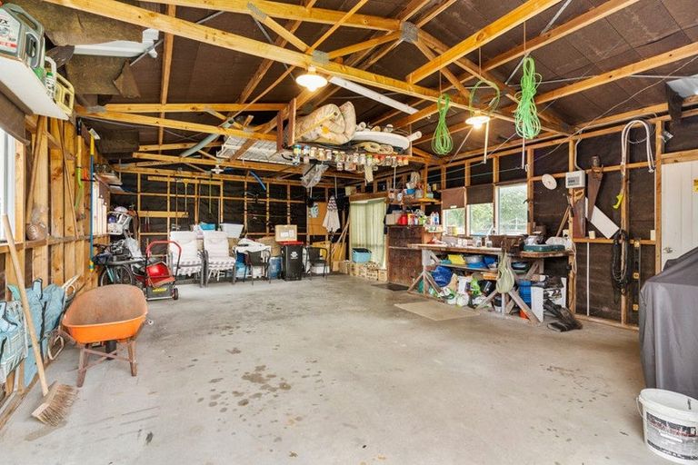 Photo of property in 210 Ajax Road, Whangamata, 3620