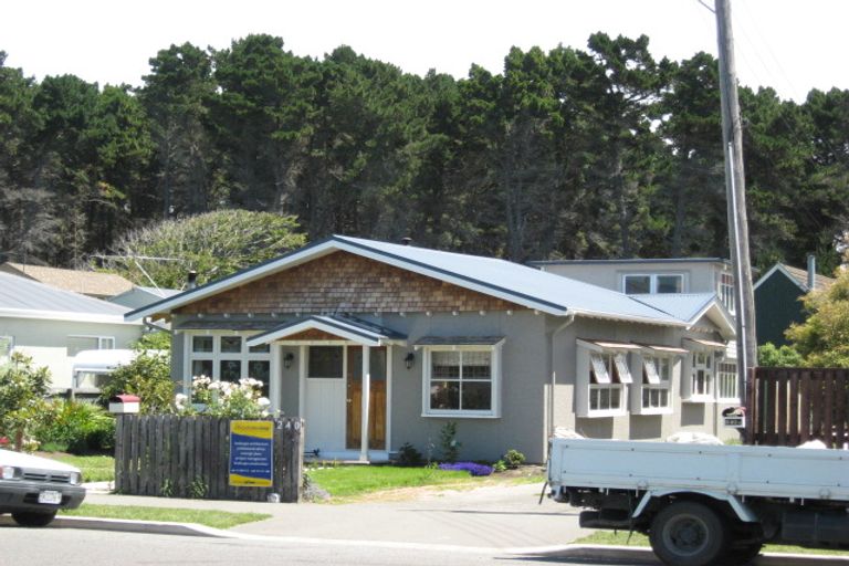 Photo of property in 240 Estuary Road, South New Brighton, Christchurch, 8062