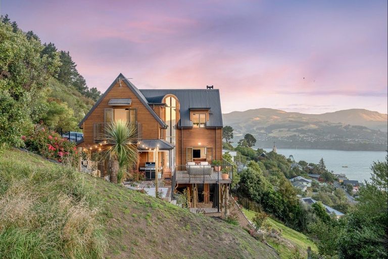 Photo of property in 30 Gilmour Terrace, Lyttelton, 8082