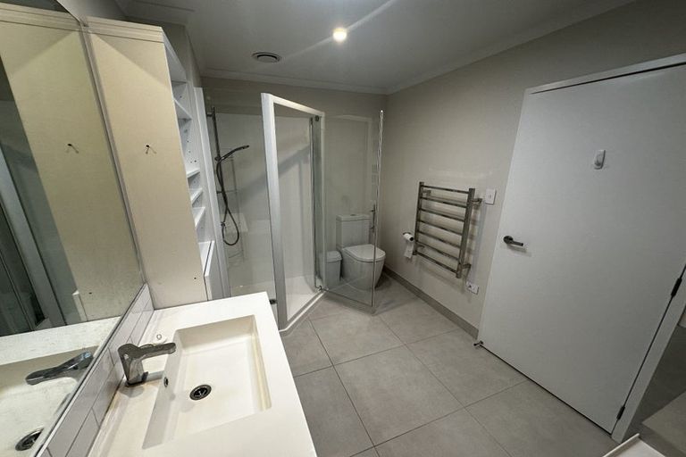 Photo of property in 4 Malcolm Calder Road, Hobsonville, Auckland, 0616