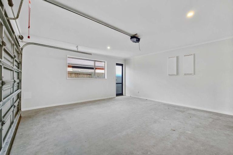 Photo of property in 16 Tarata Place, Owhata, Rotorua, 3010