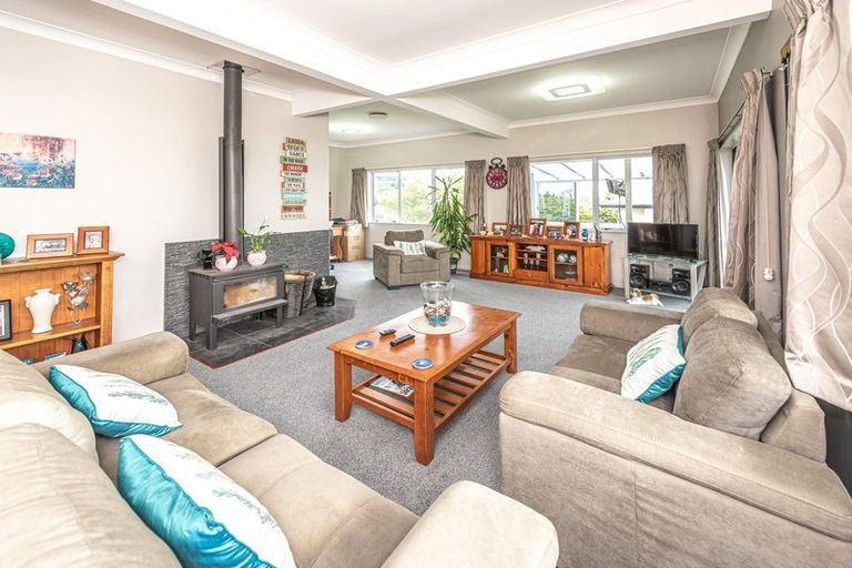 Photo of property in 70 Hipango Terrace, Durie Hill, Whanganui, 4500