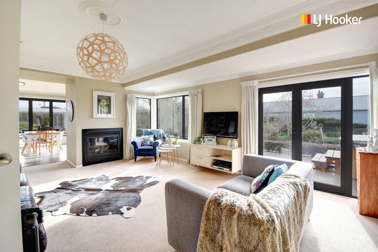 Photo of property in 28 Riccarton Road East, East Taieri, Mosgiel, 9024