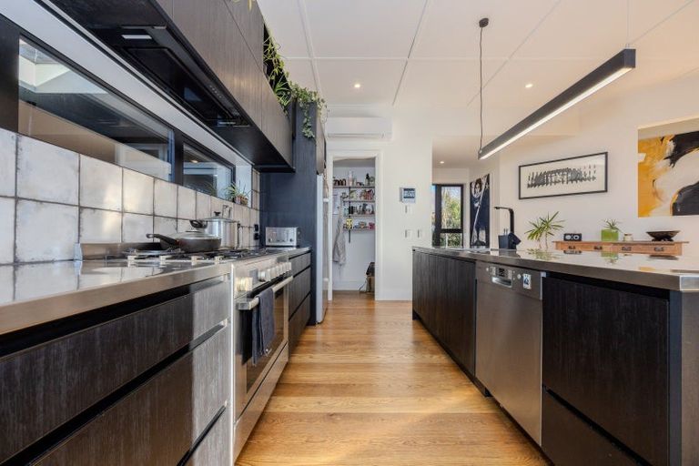 Photo of property in 3 Baker Grove, Wanaka, 9305