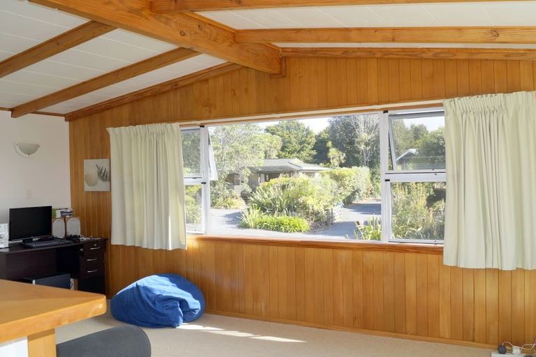 Photo of property in 93 Rangitane Loop Road, Kerikeri, 0294