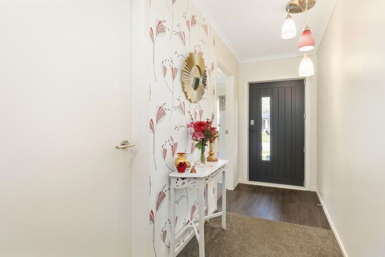 Photo of property in 15 Te Toru Street, Taita, Lower Hutt, 5011