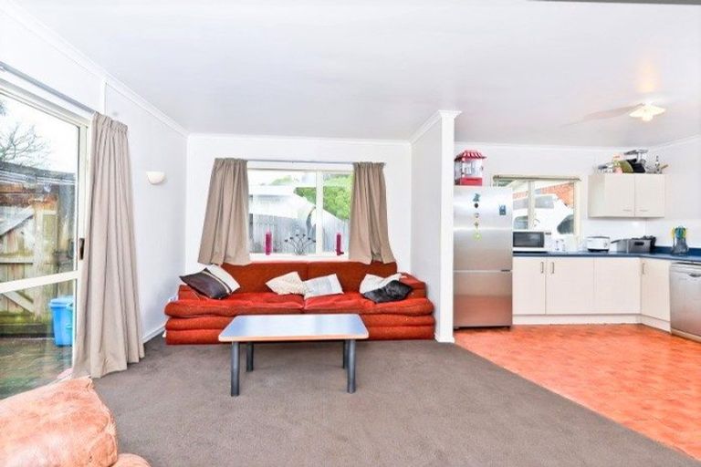 Photo of property in 29c Opoia Road, Hamilton East, Hamilton, 3216