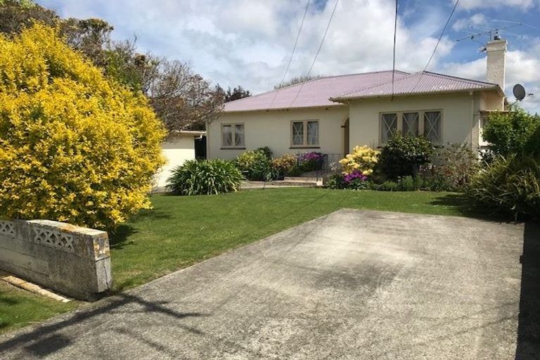 Photo of property in 3 Junction Street, Fairfield, Lower Hutt, 5011
