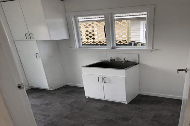 Photo of property in 116 Bower Avenue, New Brighton, Christchurch, 8083