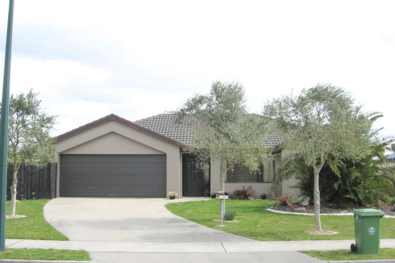 Photo of property in 166 Evans Road, Papamoa Beach, Papamoa, 3118