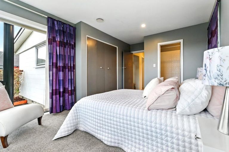 Photo of property in 19 Elwyn Place, Avonhead, Christchurch, 8042