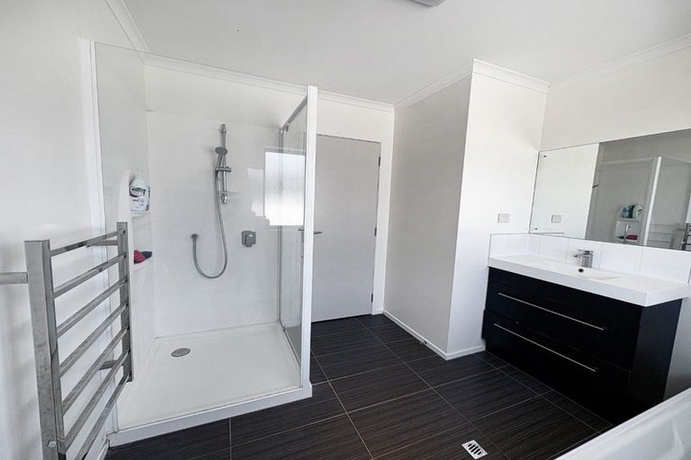 Photo of property in 8 Buckingham Place, Springvale, Whanganui, 4501